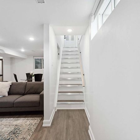 Modern 3Br Suites Ottawa Bagian luar foto