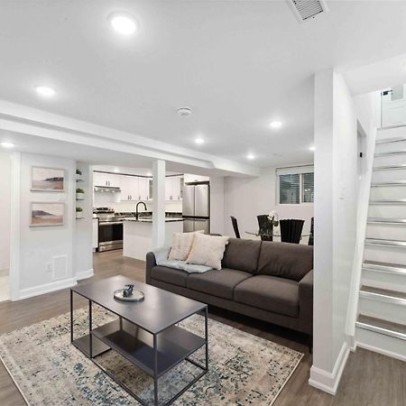 Modern 3Br Suites Ottawa Bagian luar foto